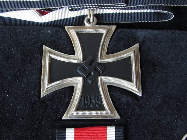 WWII German Knights Cross Grouping