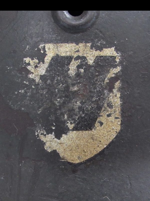 WW2 German M40 SS helmet