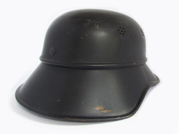 Luftschutz gladiator helmet