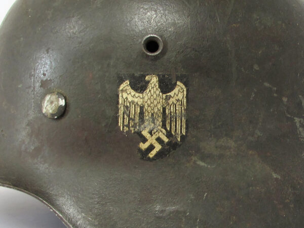 WW2 German M42 single decal helmet