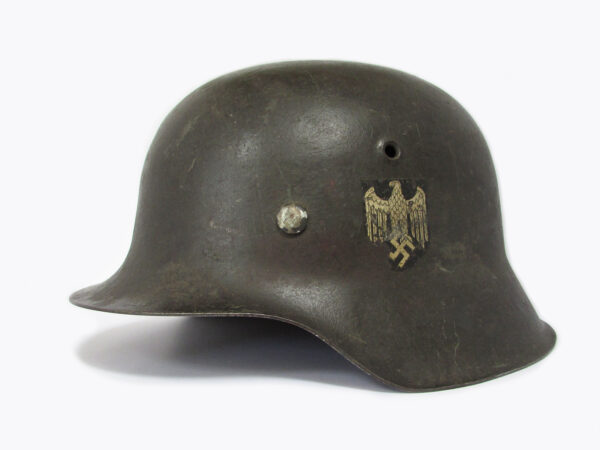 WW2 German M42 single decal helmet