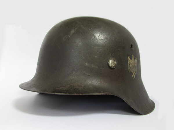 WW2 German M42 single decal helmet