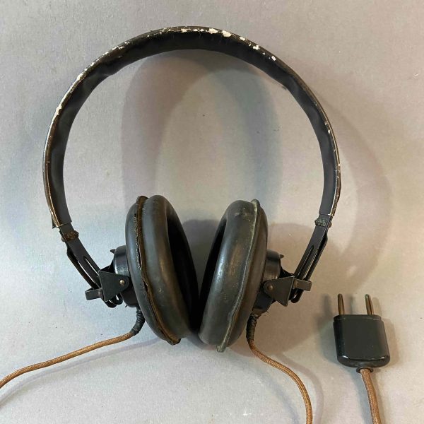 WWII Panzer/Armored Vehicle Headphones – Model “Dfh.b” (SABA, 1943)