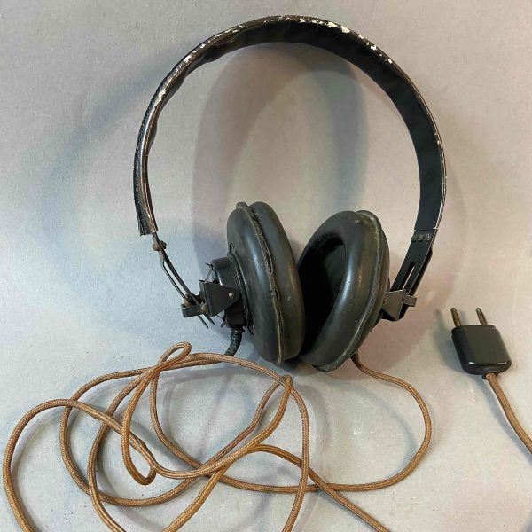 WWII Panzer/Armored Vehicle Headphones – Model “Dfh.b” (SABA, 1943)