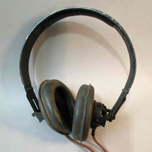 WWII Panzer/Armored Vehicle Headphones – Model “Dfh.b” (SABA, 1943)